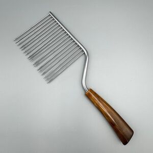 Vintage 1940s Cake Slicer Breaker with Swirled Caramel Bakelite Handle 18 Tines